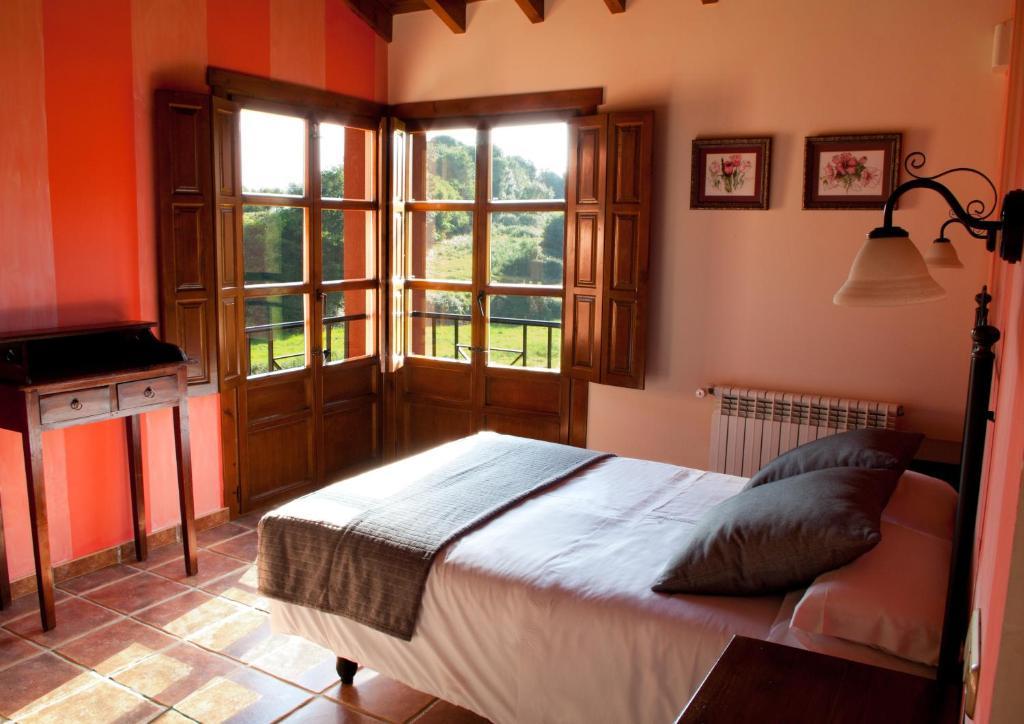 Hotel Rural La Lluriga La Galguera Room photo